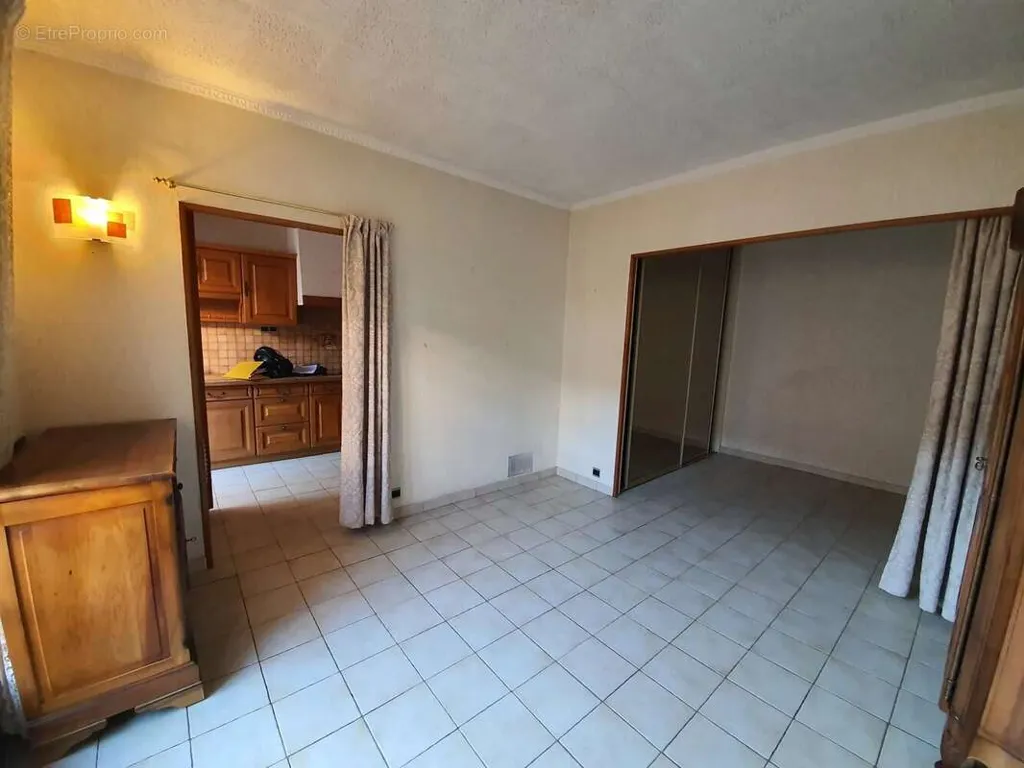 Elutuba - Maisonnette with Terrace in Marseille-14e