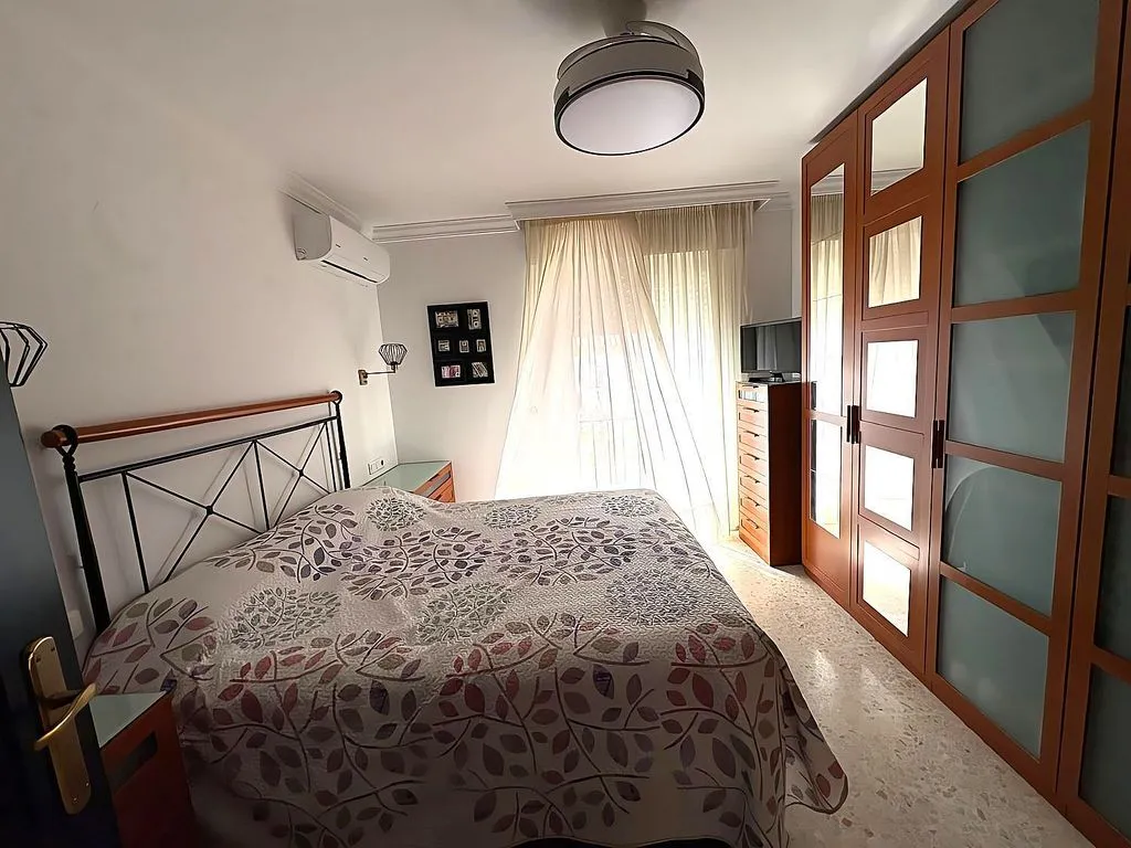 Chambres - Terraced Semi-detached House with Pool in Viña Málaga
