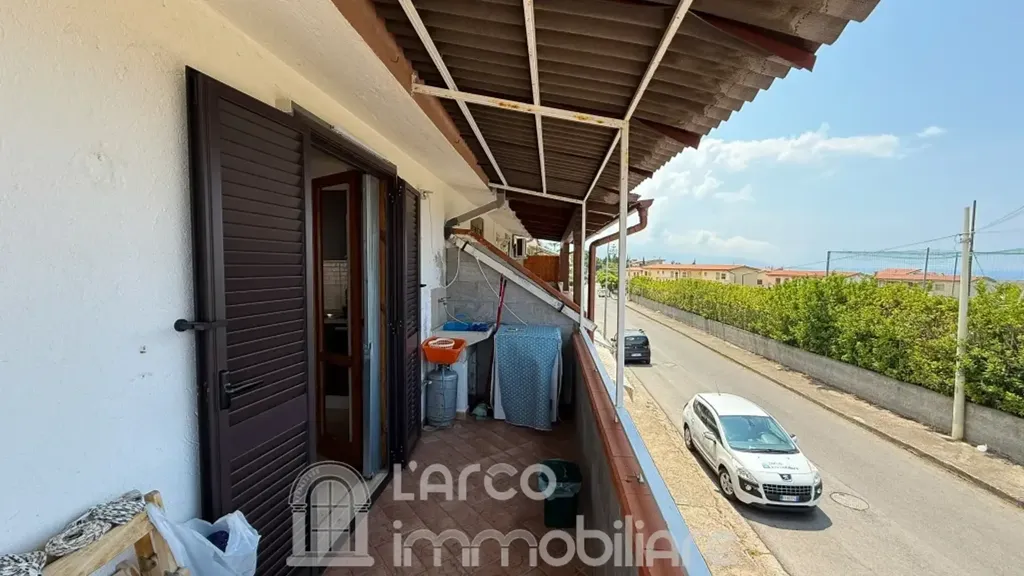 Rõdu - Terrace Apartment with Sea View in Scalea