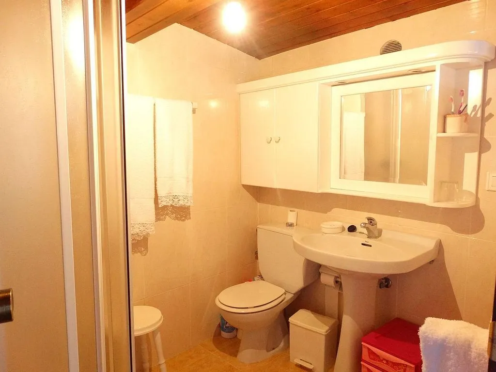 Salles de bain - Restored Rural House with Garden in Chavín