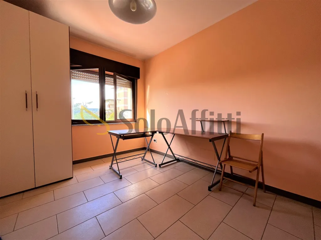 Bureau - Furnished Flat with Parking in Catanzaro Lido