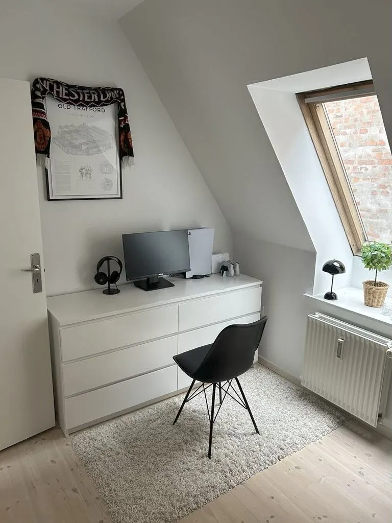 Office - Bright Apartment with Garden View in Haderslev