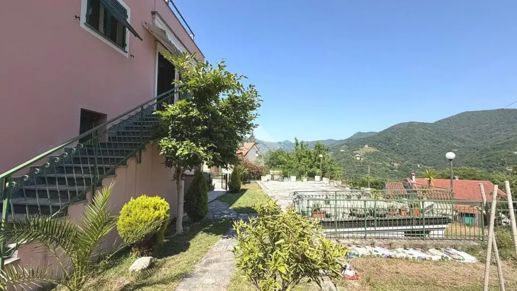 Jardin - Villa with Terrace and Garden in Serra Riccò