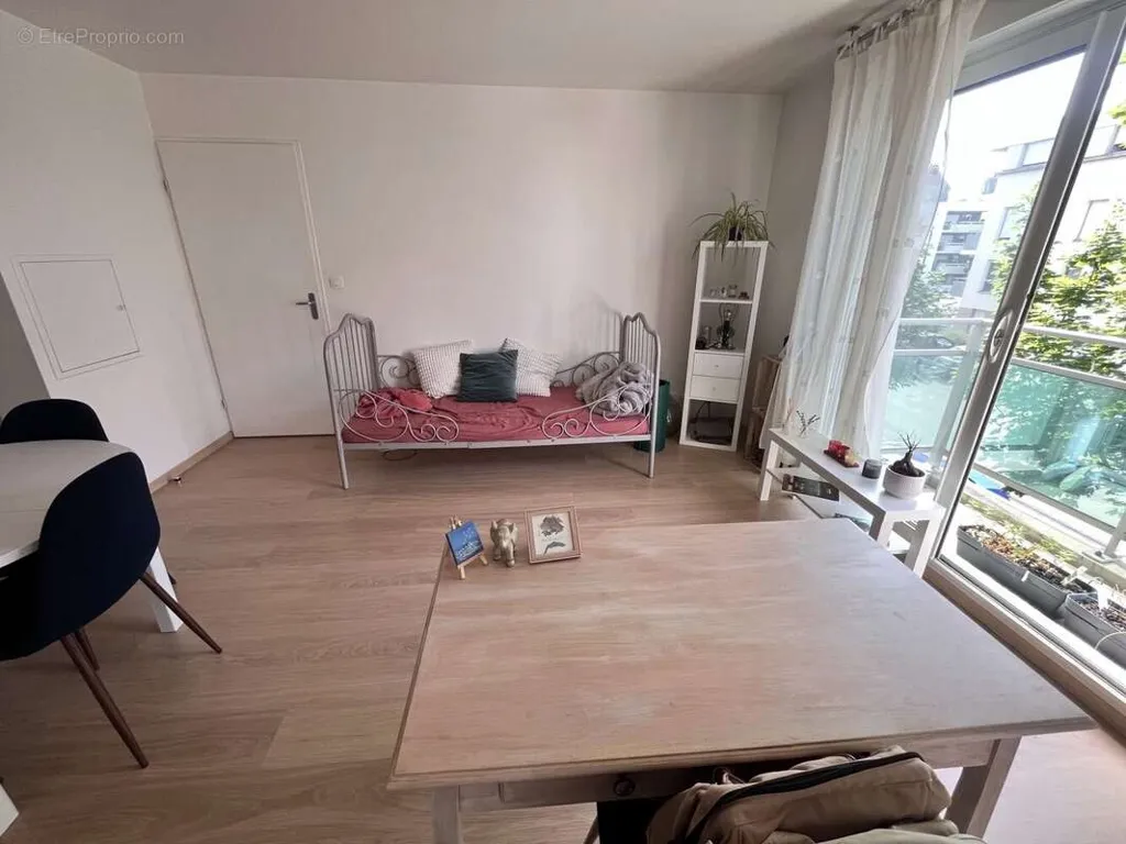 Chambres - Appartement T2 avec Balcon à Cesson-Sévigné