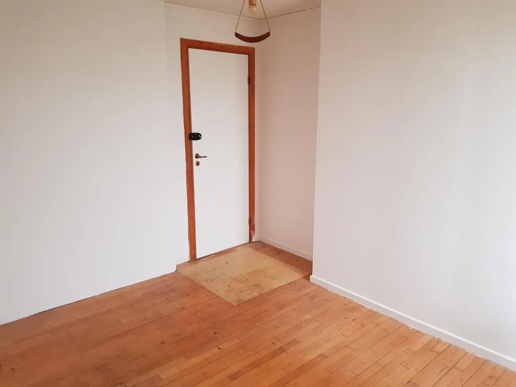 Rooms - Studio Flat with Shared Facilities near Jyllingevej Station