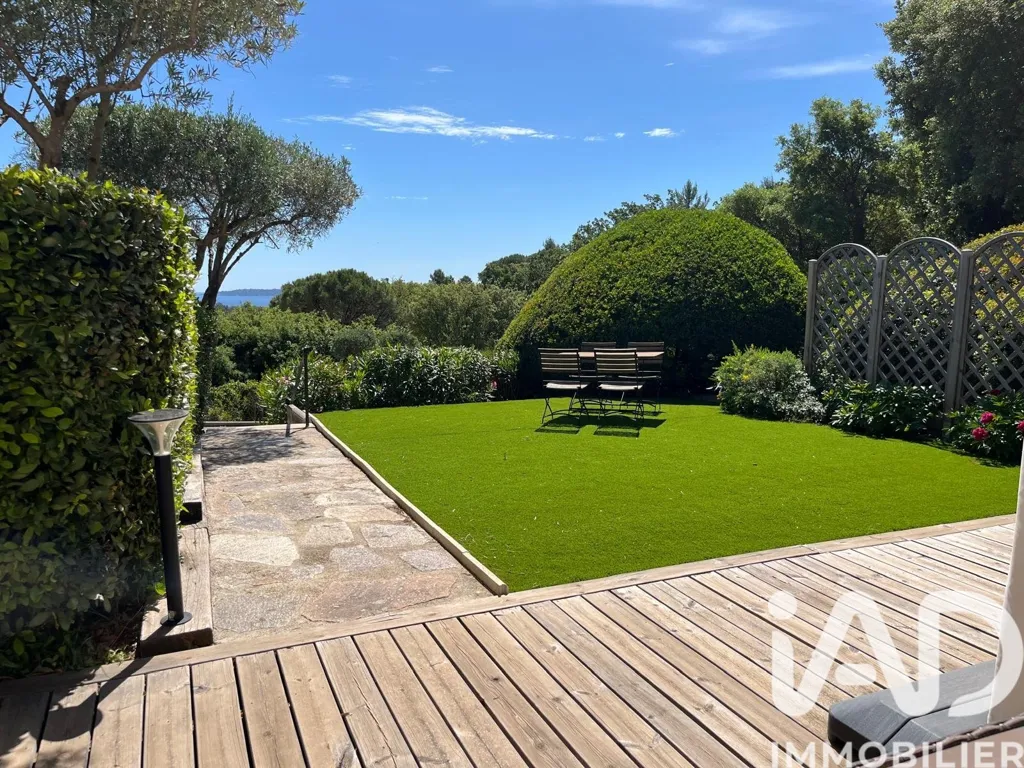 Jardin - Appartement en rez-de-jardin avec vue mer à Grimaud