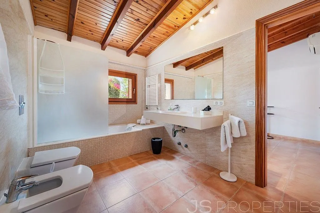 Salles de bain - Mallorcan Villa with Pool in Pollença