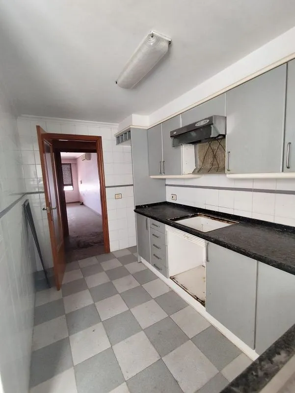 Cuisine - Apartment with Large Windows in Nules