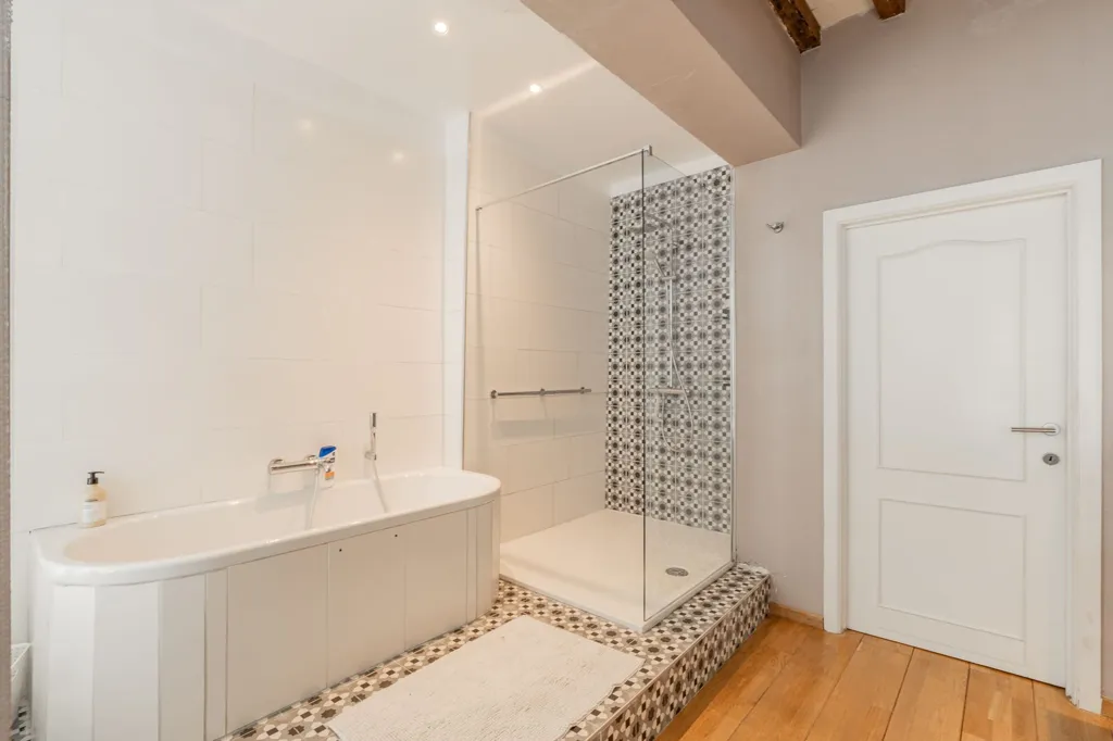 Salles de bain - Townhouse avec Piscine à Bruges