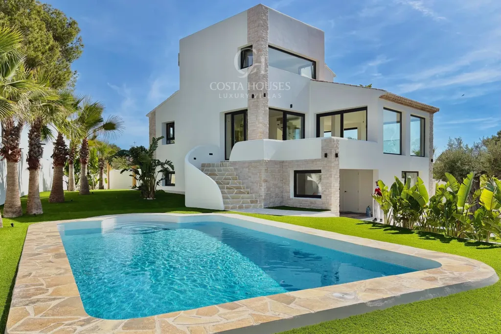 Piscine - Modern Villa with Sea View in Jávea