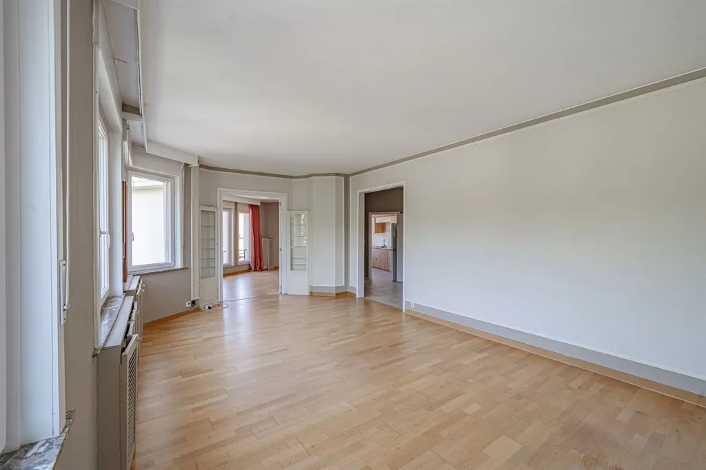 Soggiorno - Flat with Garage in Solbosch, Brussels