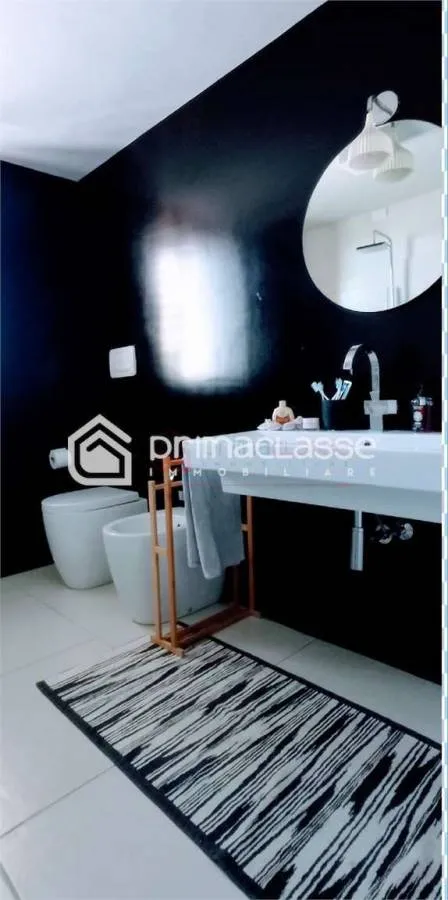 Salles de bain - Panoramic Apartment with Garage in Modica