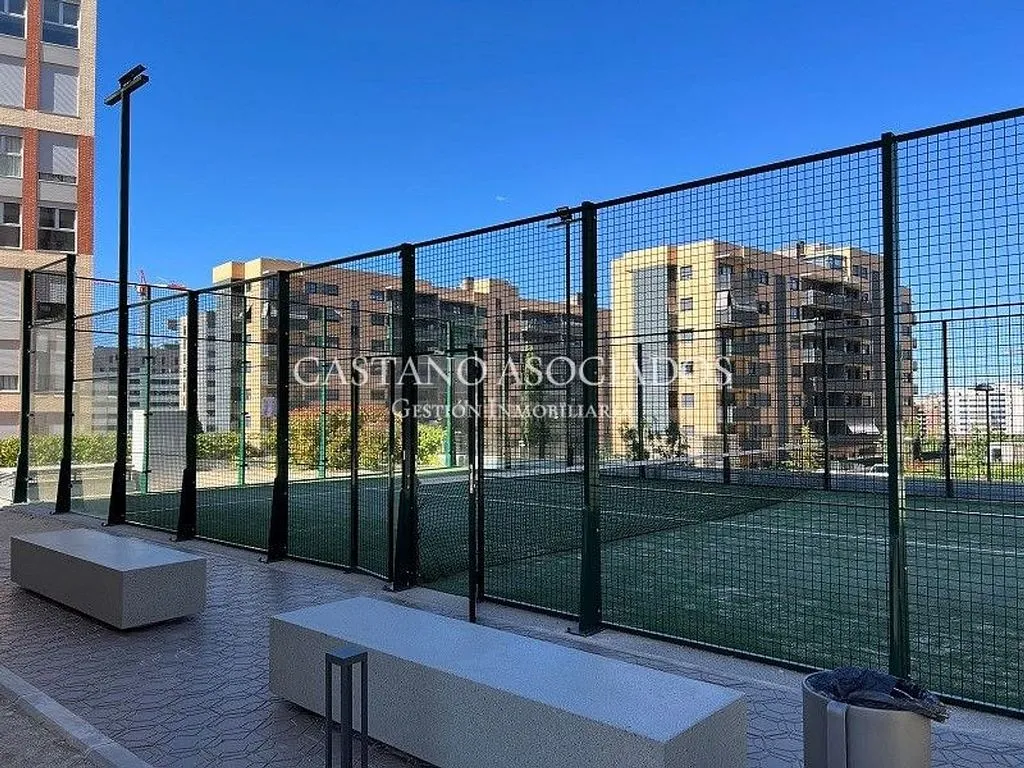 Jardin - Apartment with Pool in Nuevo Tres Cantos