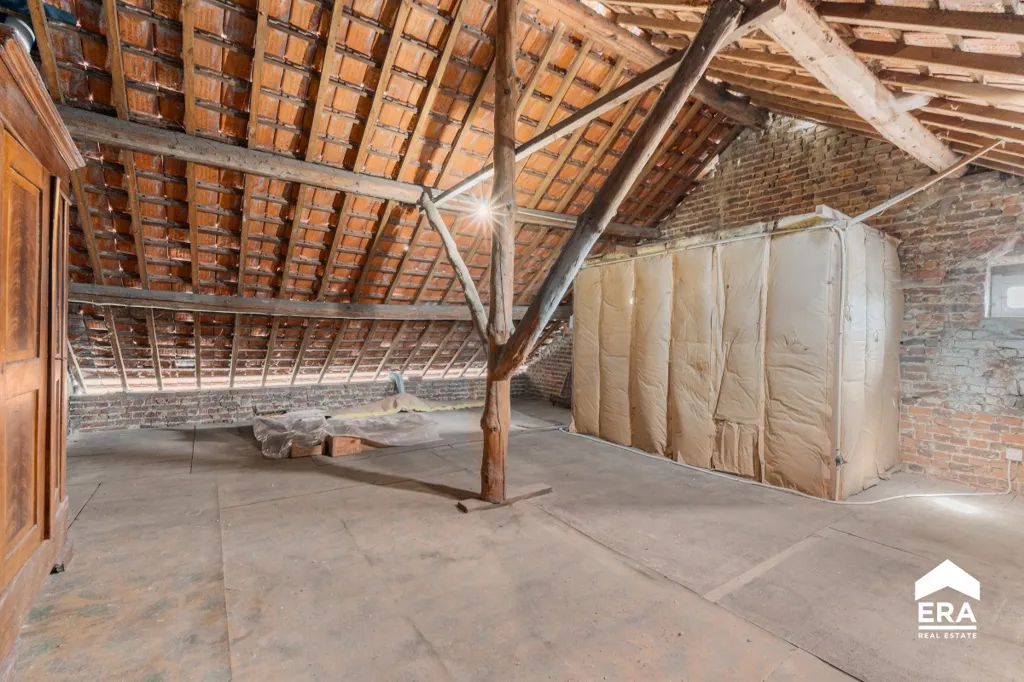 Pièces - Maison Semi-Détachée avec Cour Solaire à Gingelom