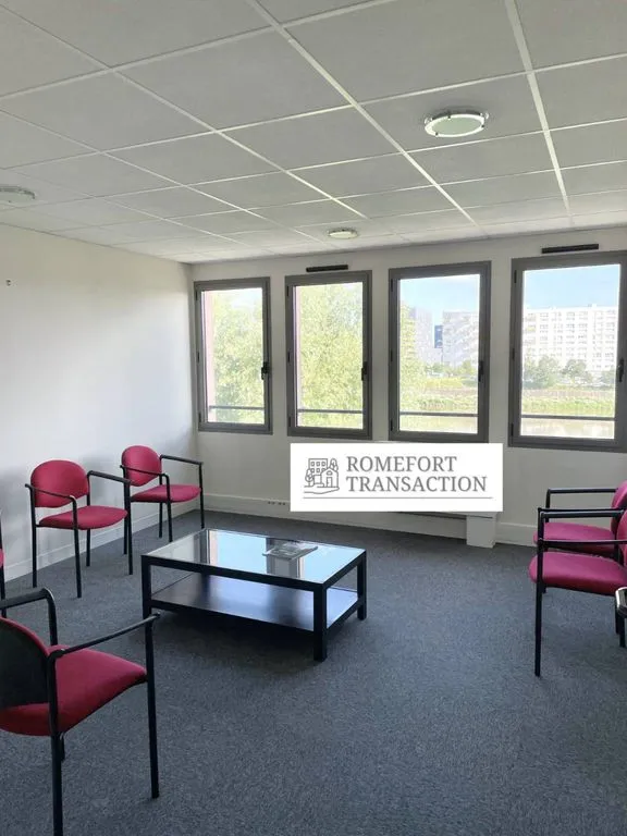 Kabinet - Office Space with Loire View in Nantes