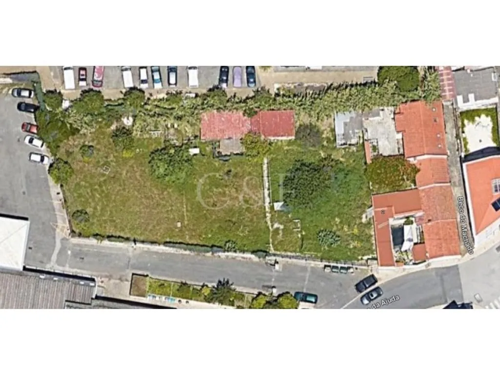 Õhuvaade - Rustic Land with Urban Potential in Ajuda, Lisbon