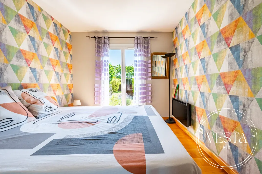 Magamistoad - Spacious House with Pool in Couternon