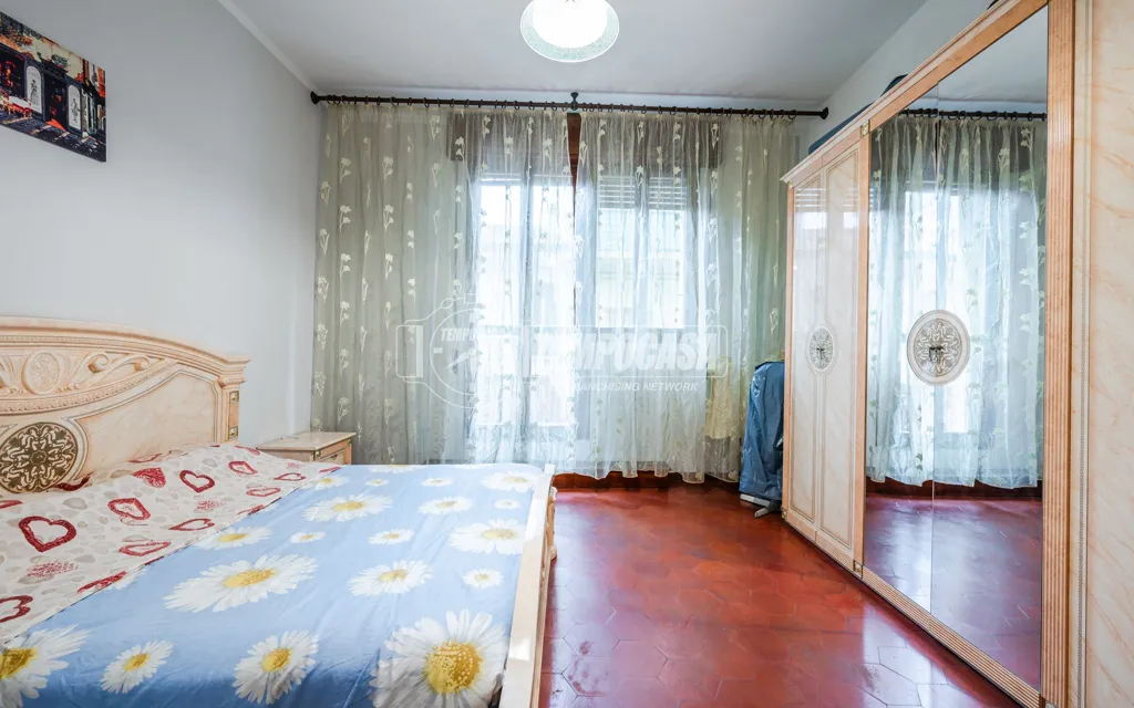 Bedrooms - First-Floor Apartment with Two Balconies in Faenza