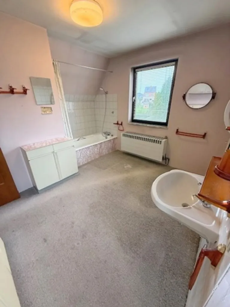 Vannitoad - Villa with Garden and View in Namur Vedrin