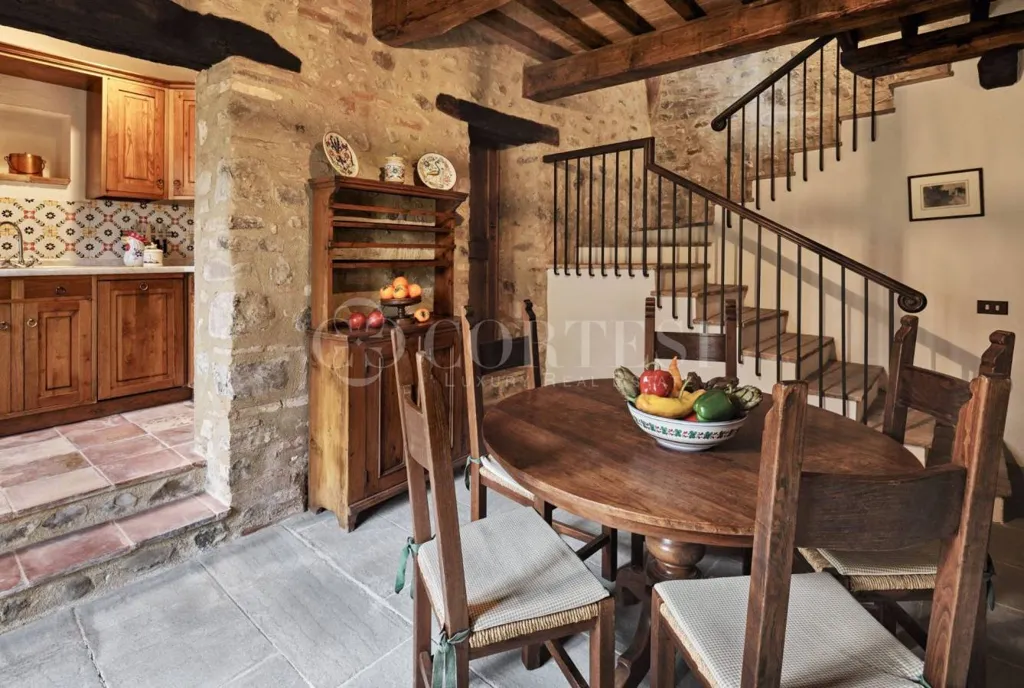 Salle à manger - Restored Medieval Village with Chapel in Umbertide