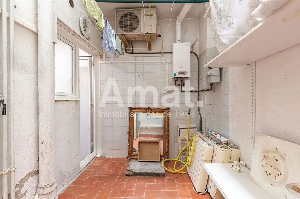 Buanderie - Apartment with Air Conditioning in Esplugues de Llobregat