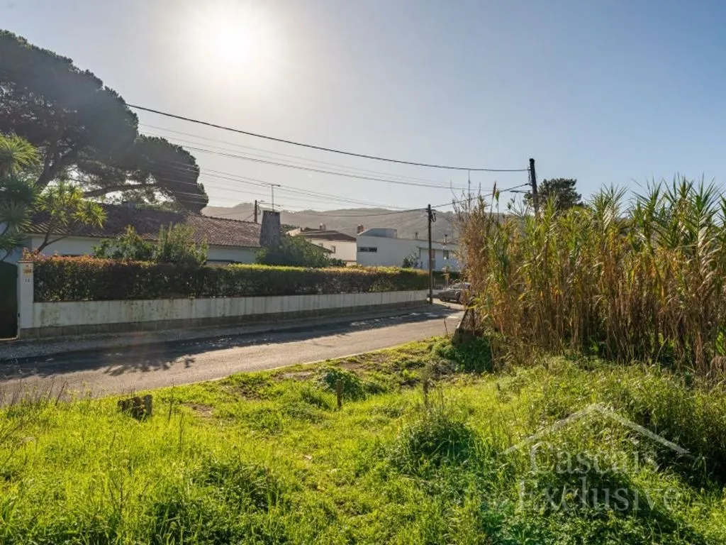 Aed - Approved Plot for T4 House in Colares, Sintra
