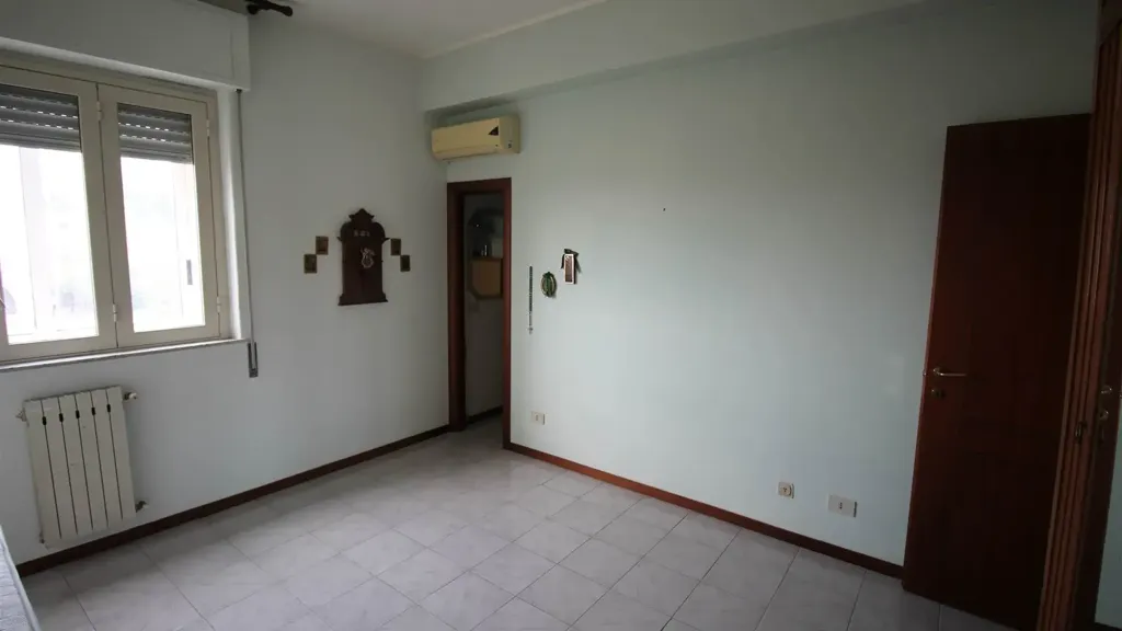 other_room