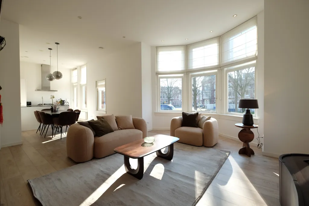 Soggiorno - Renovated Apartment with View in Den Haag