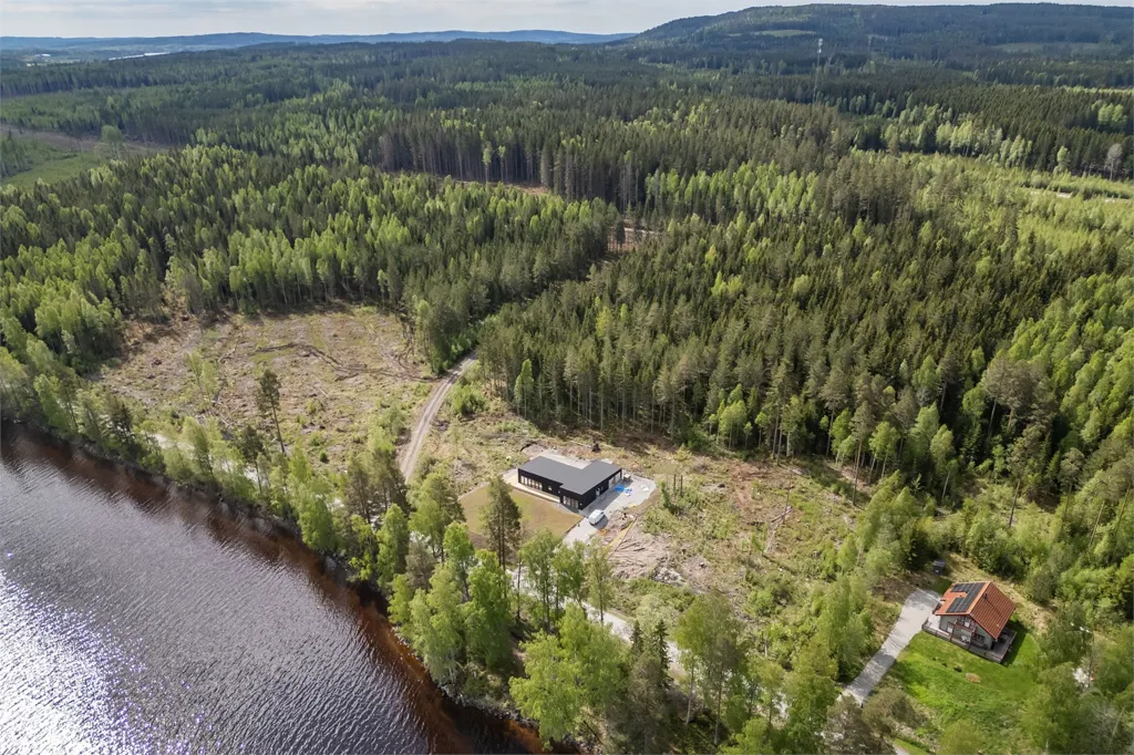Vista aerea - Modern Villa with Lake View in Vanbo