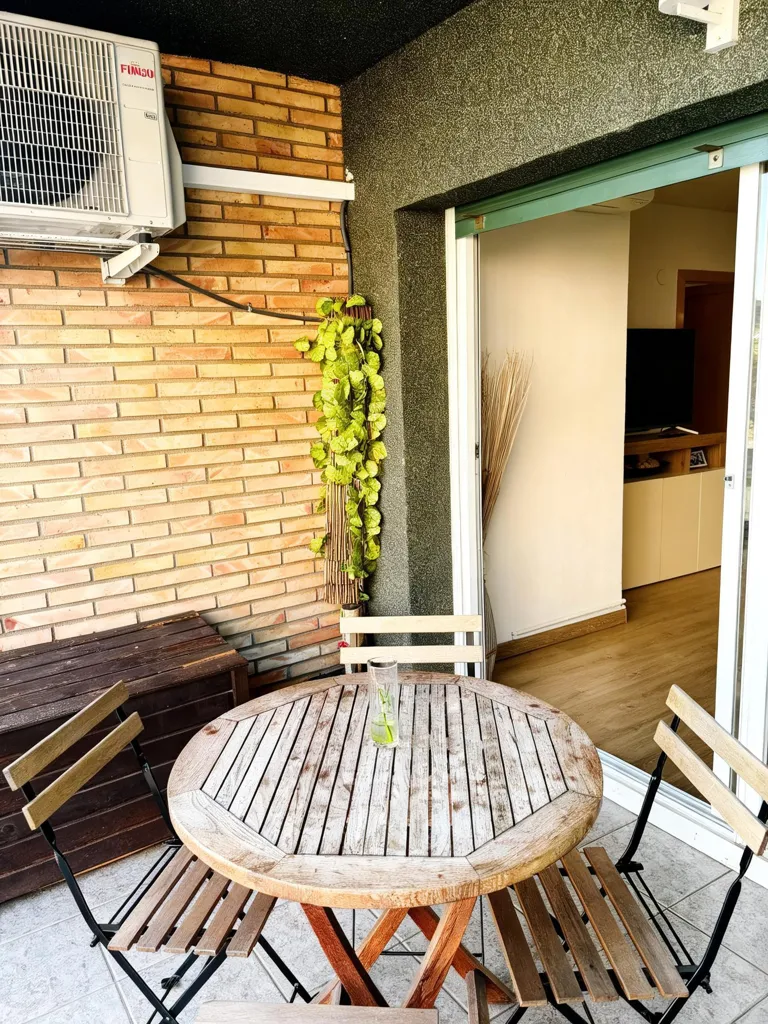 Terrasse - Reformed Apartment with Balcony in Gavà Centre