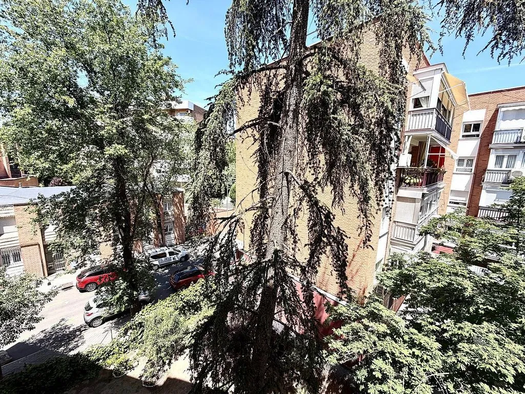 Rõdu - Apartment with Terraces in Chamartín