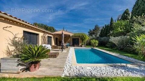 Bassein - Charming House in Paradou