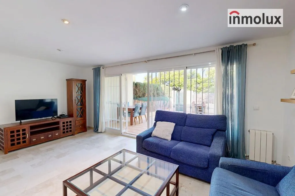 Elutuba - Luxury Townhouse with Pool in San Juan Playa