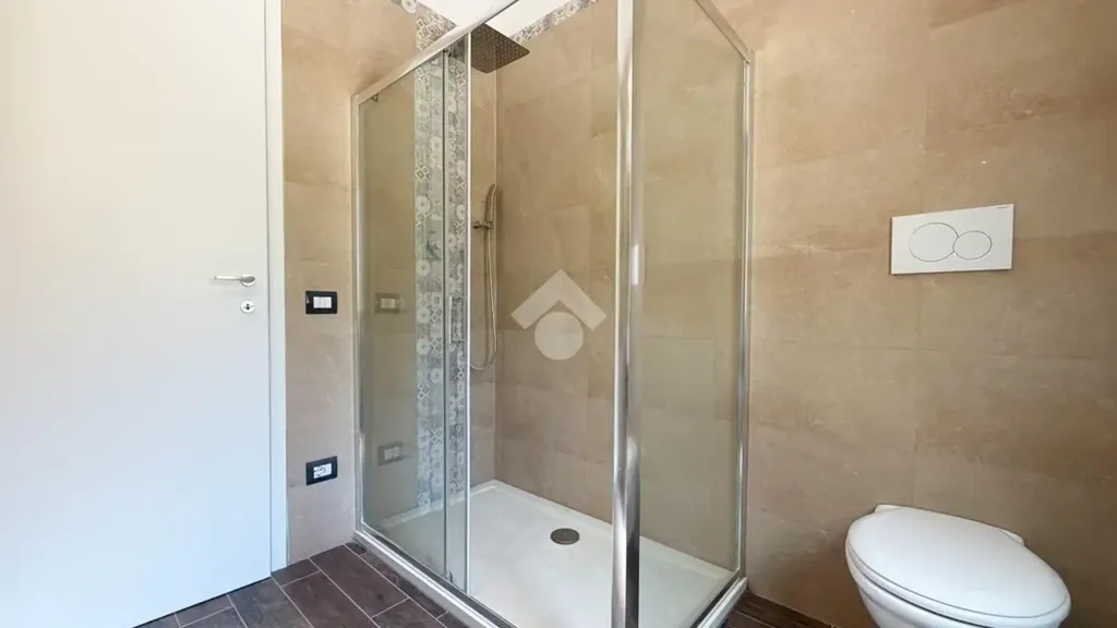 Salles de bain - Independent House with Garden in Prato