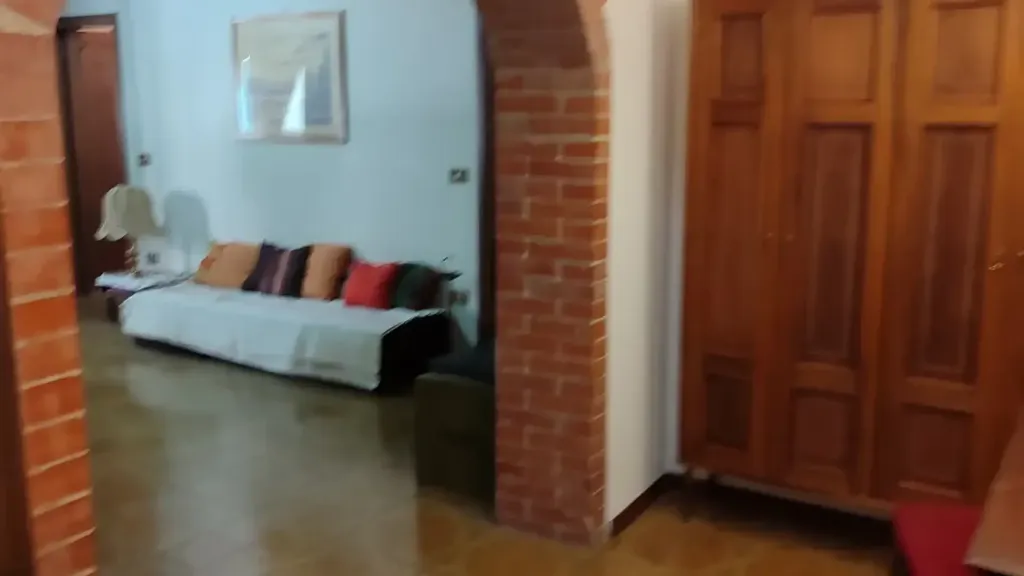 Living Room - Three-Bedroom Apartment with High Ceilings in Florence