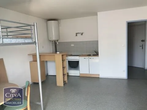 Köök - Studio with Balcony in Calais
