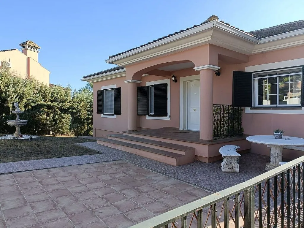 Extérieur - Chalet with Pool and Terrace in Badajoz