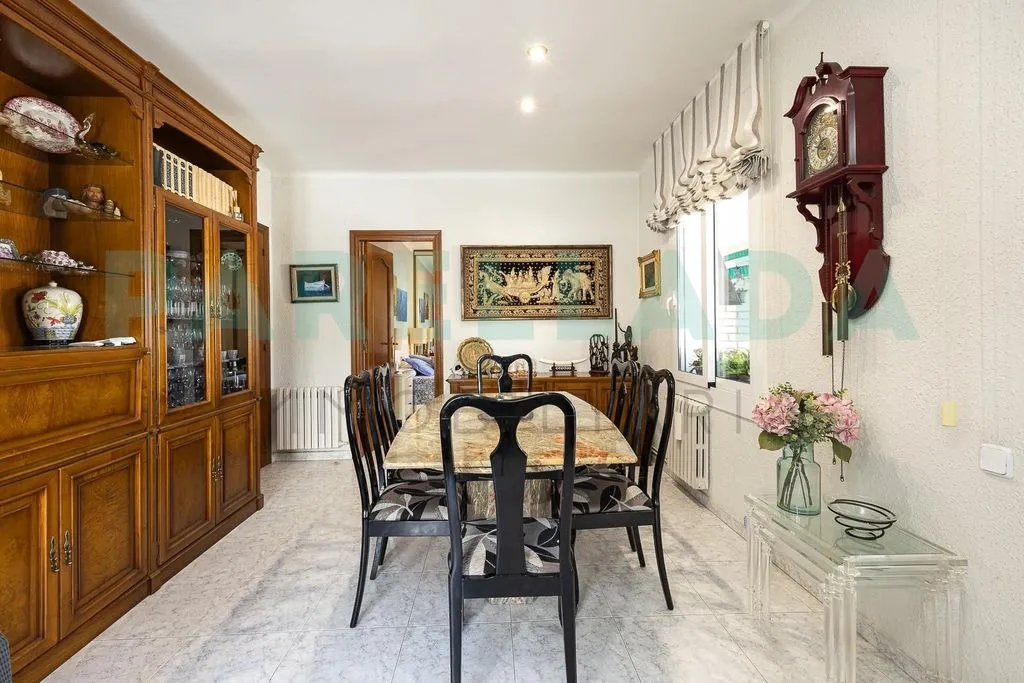 Sala da pranzo - Luxury Flat with Terrace in Tiana, Catalonia