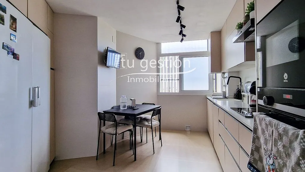 Köök - Luxury Flat with Pool in El Cónsul, Málaga
