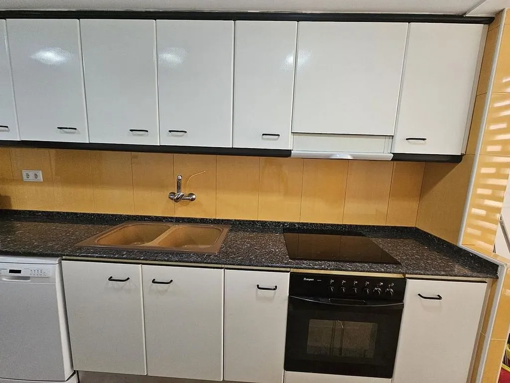 Cuisine - Fully Renovated Student Flat in Valencia
