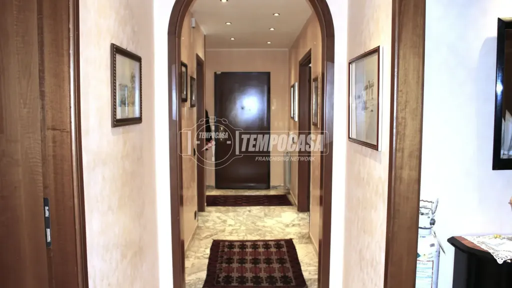 Esik - Panoramic Penthouse with Balcony in Reggio Calabria