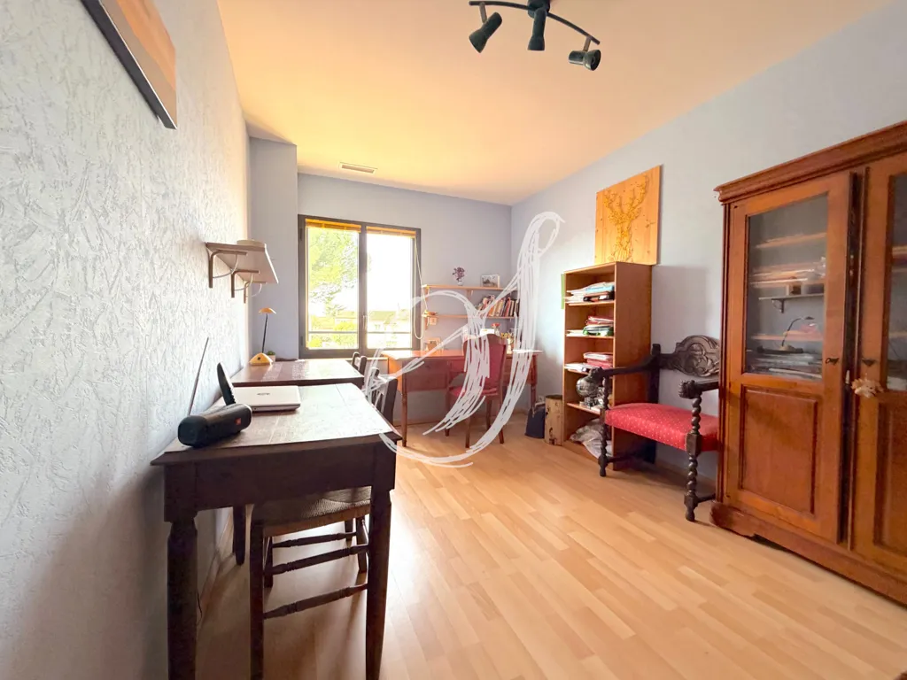 Office - Villa with Pool and Garden in Lavérune