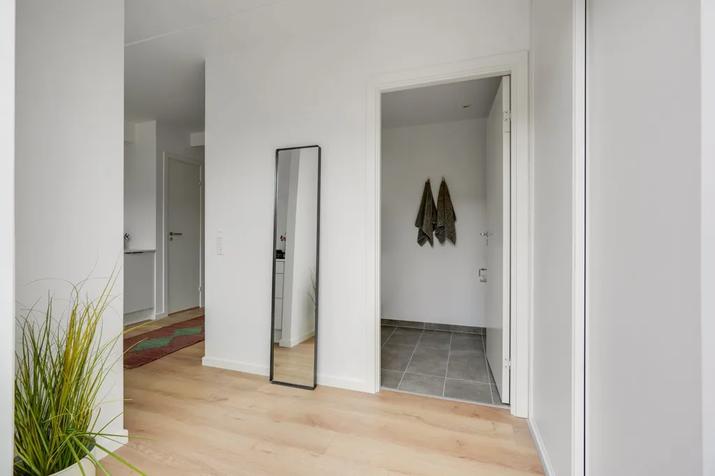 Esik - Terraced House with Private Balcony in Nyborg