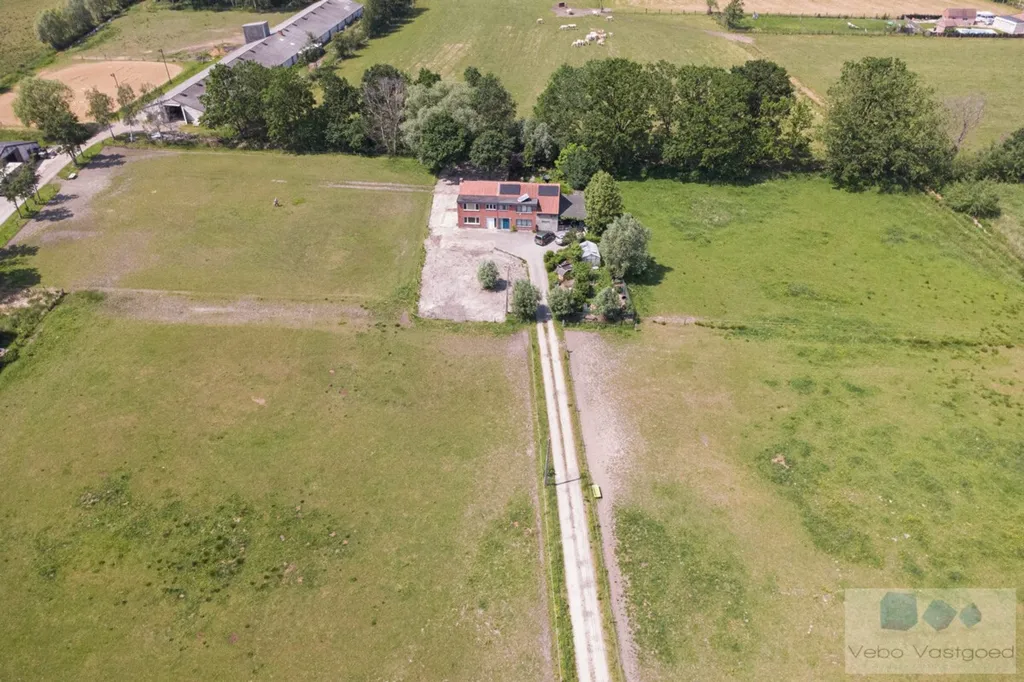 Õhuvaade - Renovated House with Garden in Itegem
