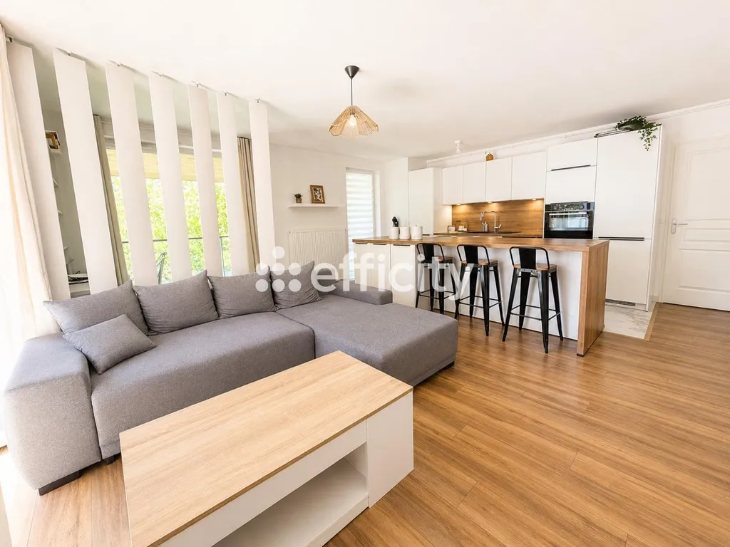 Elutuba - 4-Piece Apartment with Terraces in Lille
