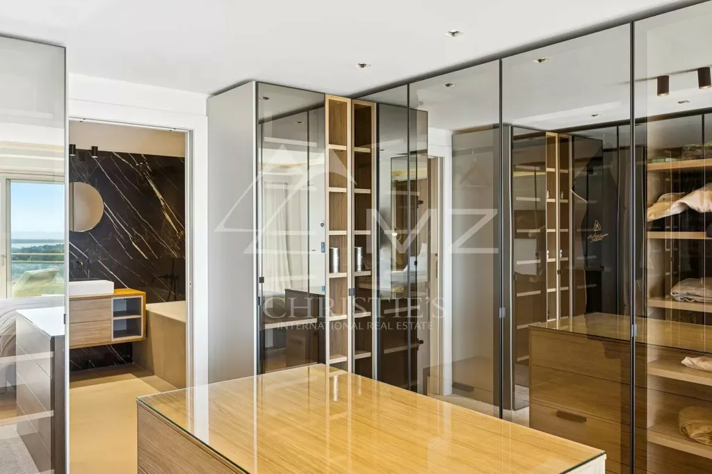 Toad - Penthouse with Sea View on Cannet Hills