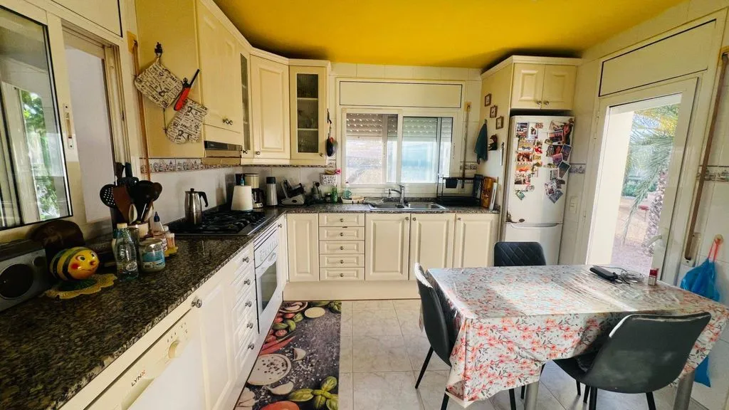 Cuisine - Detached Villa with Pool in Miami Platja