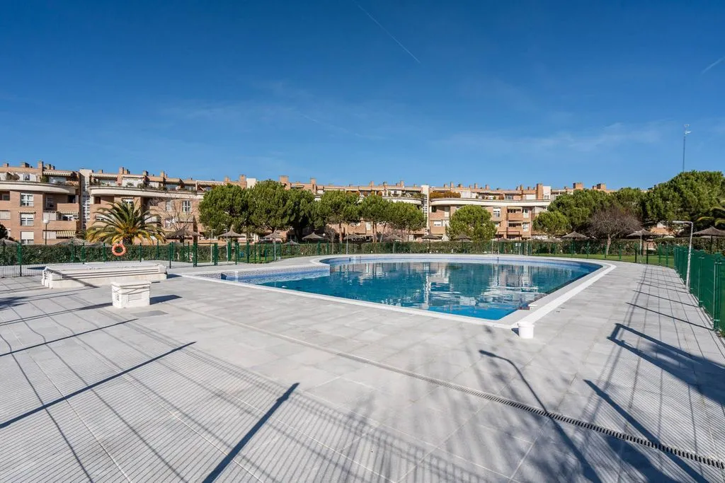 Piscine - Luxury Penthouse with Views in Las Rozas