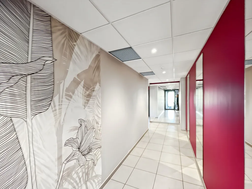 Ingresso - 3-Bedroom Apartment with Balcony in Challans