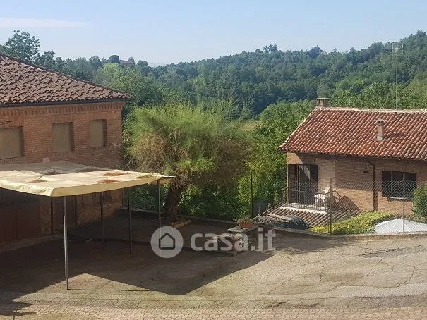 Aed - Rustic Farmhouse with Balcony in Castell'Alfero
